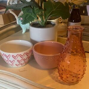 Heart Pattern Bowls and Pink Vase Set
